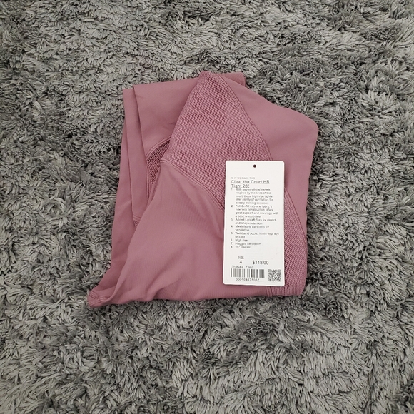 Lululemon Clear the Court HR 28" size4 - Picture 1 of 3
